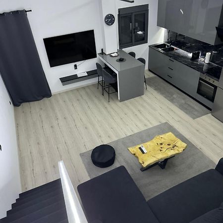 Raphael'S Suites Skg Thessaloniki Exterior photo