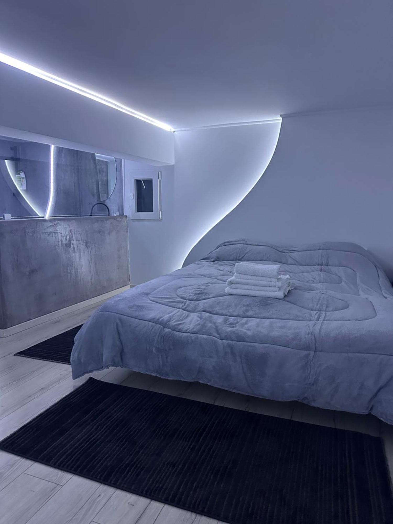 Raphael'S Suites Skg Thessaloniki Exterior photo