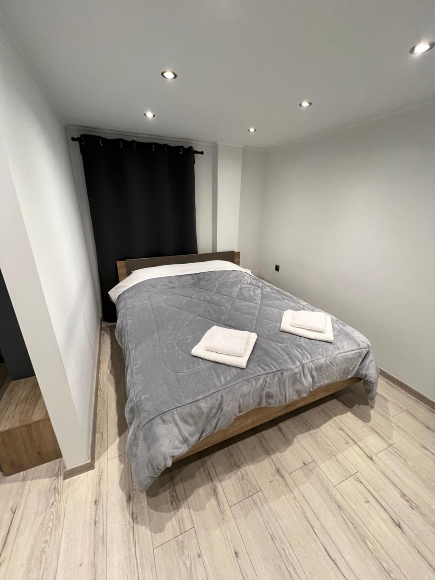 Raphael'S Suites Skg Thessaloniki Exterior photo